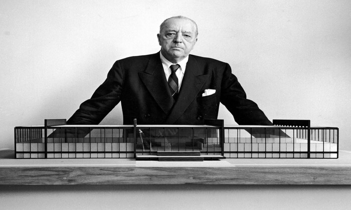 Ludwig Mies van der Rohe sáng tạo ra phong cách tối giản